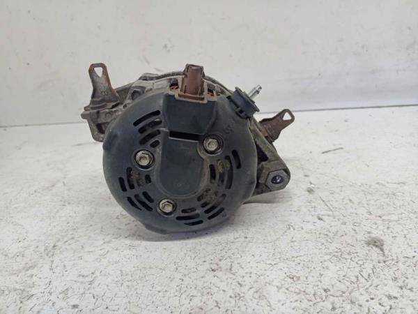 ALTERNATEUR TOYOTA 100A - Vue 4